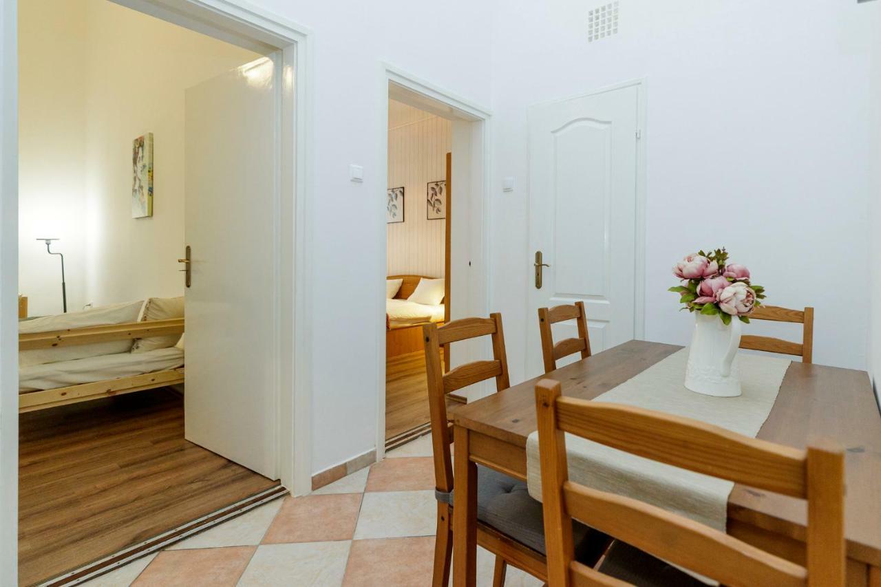 Sophie Apartman Eger Exterior foto